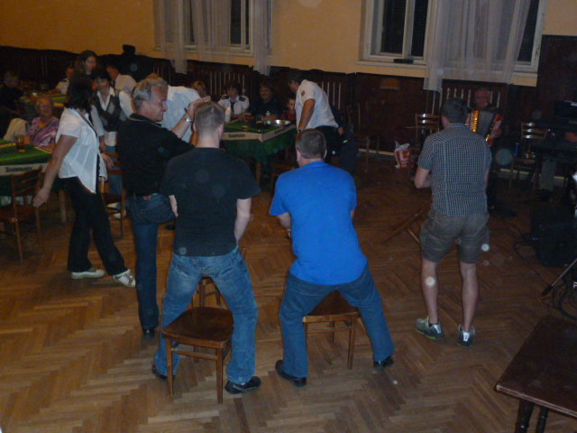img_20110625_224904.jpg
